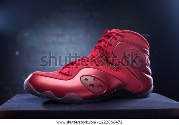 trendy basketball shoes