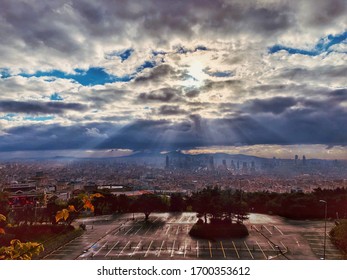 amazing sun rays with cloud