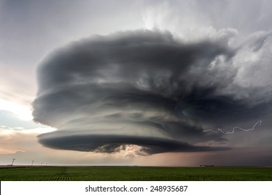 Amazing supercell storm and lightning