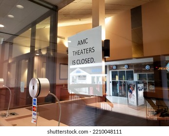 AMC Theatre, Frmr Carmike Cinemas - AMC Theatres Is Closed Sign (Cheyenne, Wyoming, USA) - 05\06\2021