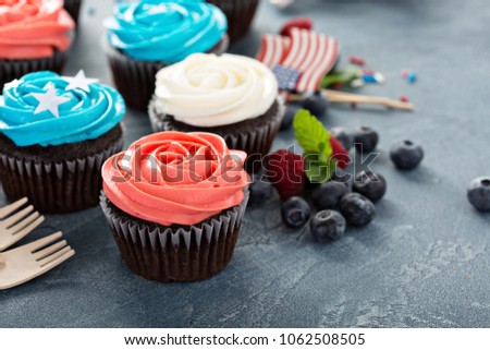 American flag cupcakes, red, blue and white dessert for 4th of July