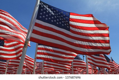 American Flag Memorial On Oregon Coast Stock Photo 137687696 | Shutterstock