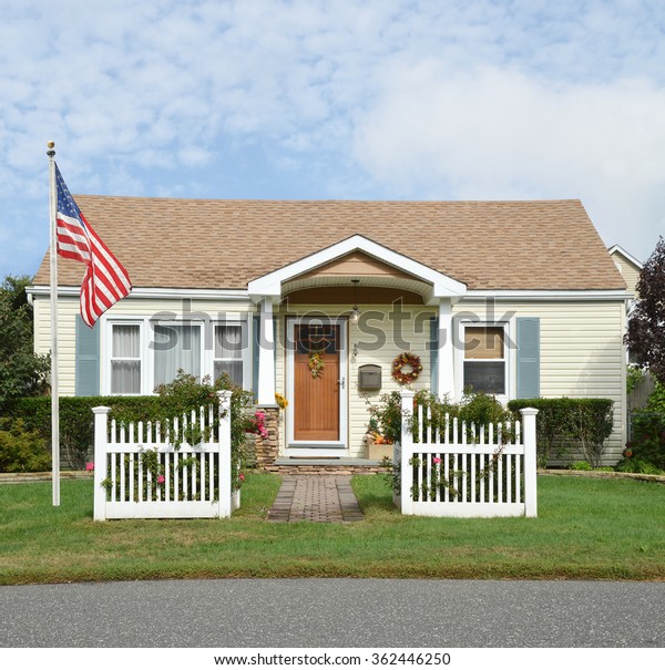 American Flag Pole Beautiful Suburban Bungalow Stock Photo Edit