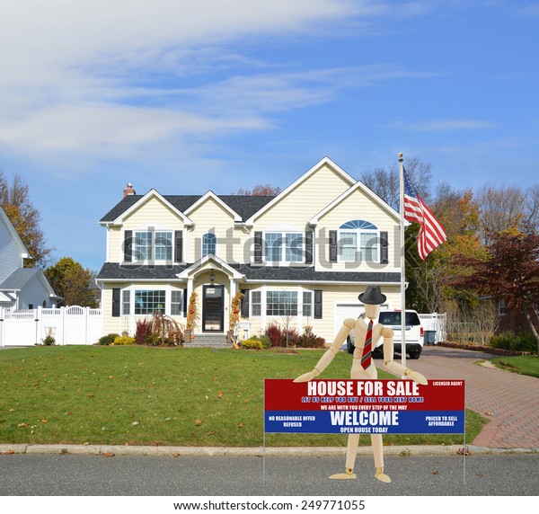 American flag pole mannequin holding
Real estate for sale open house welcome sign Suburban McMansion
home autumn day blue sky residential neighborhood
USA