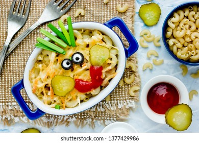 American Mac And Cheese Macaroni Pasta Baked With Cheesy Sauce For Kids Lunch