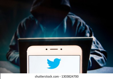 487 Android hacking Images, Stock Photos & Vectors | Shutterstock
