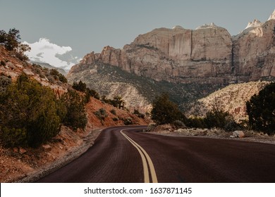 American Roadtrip In Desert, USA