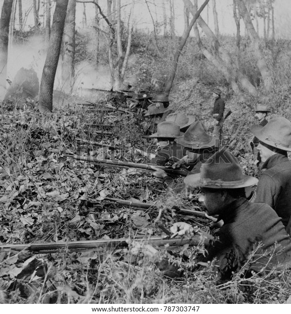 American Soldiers Entrenched Against Filipinos Insurgents Stock Photo ...