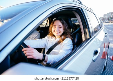 American Teen Learning Driver's Education