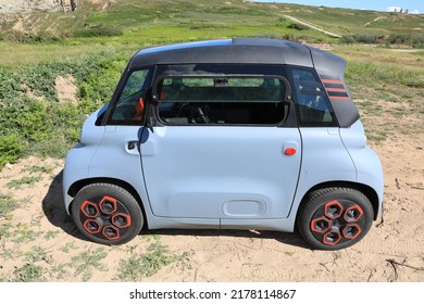 Citroën Ami In Crozon, Brittany, France, 06-05-2022