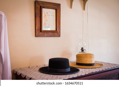 Amish Images, Stock Photos & Vectors | Shutterstock