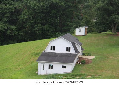 Amish Home Near Walnut Creek, OH