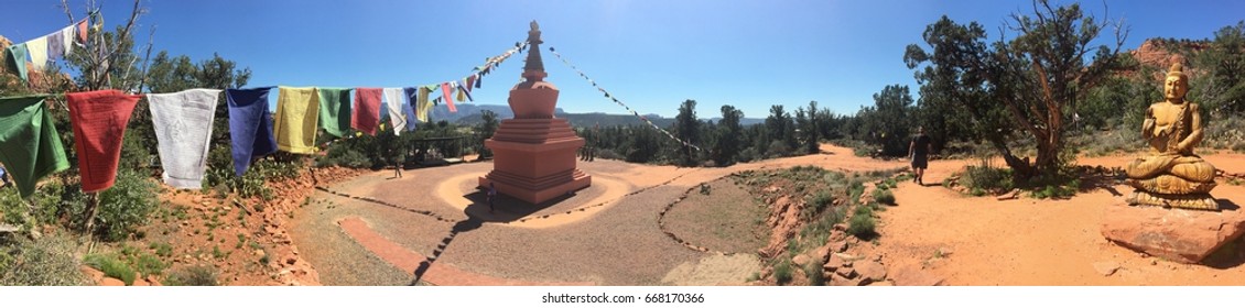 47 Imágenes De Amitabha Stupa - Imágenes, Fotos Y Vectores De Stock ...