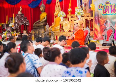 Amphoe Mueang, Buri Ram/ Thailand - April 01, 2018: Group Of Buddhist  Receive The Five Precepts From Buddhist Monk At Wat Thong Sa Wang.
