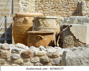 Amphora, Archeology, Old, Travel Destination/Ancient Storage Jars or Pithoi At The Knossos Palace, Crete, Greece