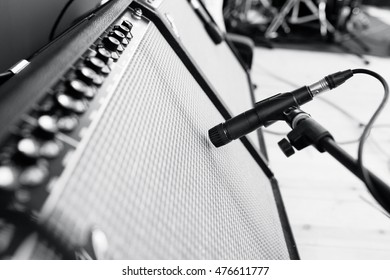 Amplifier Close Up, Mic A Guitar Amp On Stage