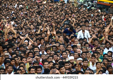 72,625 Indian people crowd Images, Stock Photos & Vectors | Shutterstock