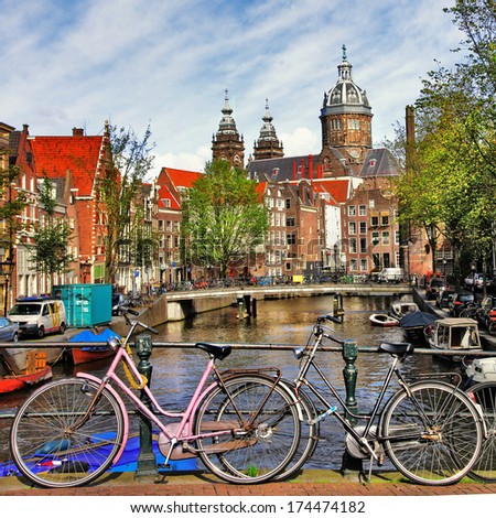 Amsterdam, canals and bikes