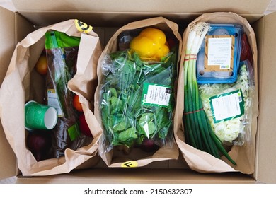 Amsterdam, The Netherlands, 05-28-2022, Hello Fresh, Meal Box On A Kitchen Table, Food Delivery, Fresh Vegetables With Meat, Fish Or Vegetarian And Even Vegan. Ingredients For Dinner, Cooking Yourself