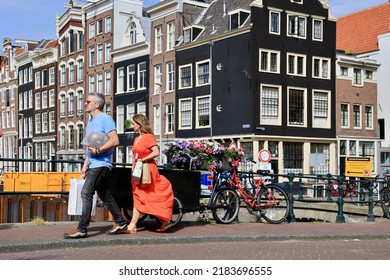 4,227 Amsterdam couple Images, Stock Photos & Vectors | Shutterstock