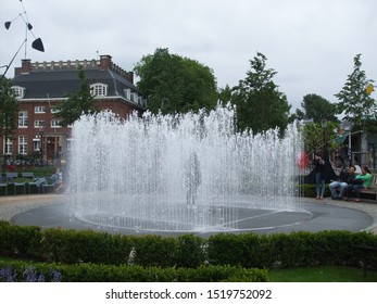 175,962 Square fountains Images, Stock Photos & Vectors | Shutterstock