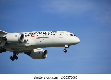 Amsterdam The Netherlands - April, 19th 2018: N964AM Aeroméxico Boeing 787-8 Dreamliner On Final Approach To Schiphol Polderbaan Runway, Amsterdam Airport Schiphol