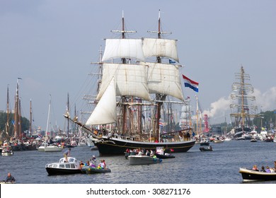 NETHERLANDS SAIL AMSTERDAM 5 FLORIJN 2000 UNC La Recouvrance Sailing Vessel G73 