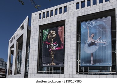 Amsterdam, The Netherlands - March 25, 2022: Dutch National Opera  Ballet (De Nationale Opera) Housed In Stopera Building, Modern Building Designed By Cees Dam And Wilhelm Holzbauer, Opened In 1986.