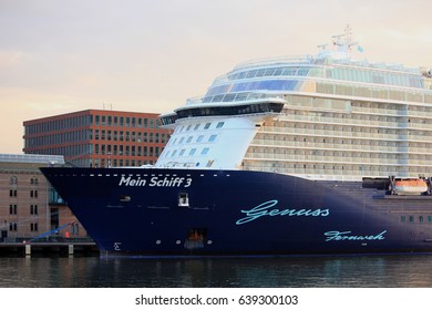 Tui Cruises Images Stock Photos Vectors Shutterstock