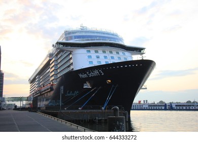 Tui Cruises Images Stock Photos Vectors Shutterstock