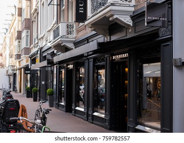 1,556 Burberry Store Images, Stock Photos & Vectors | Shutterstock