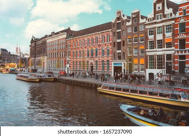 Amsterdam Bilder Stockfotos Und Vektorgrafiken Shutterstock