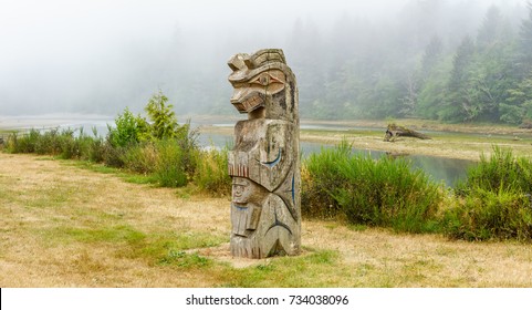 Anacla BC CANADA August 7, 2017: First Nations Totem Pole Located In Huu-ay-aht First Nations Community Of Anacla Near Pachena River