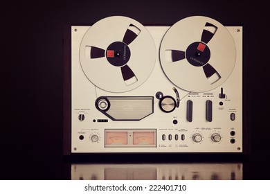 1,445 Reel to reel audio tape recording Stock Photos, Images ...