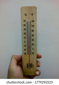 Analog Thermometer. Closeup. Fridge Thermometer. Food, Chemical Or Reagent Safety. Refrigerator Temperature Monitoring Device. Mercury Thermometer. 