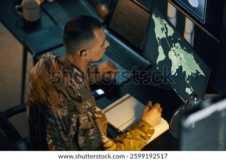Analyzing Global Map on Multiple Computer Screens