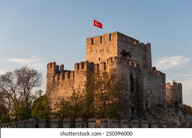 Anatolian Castle (Anadolu hisari)