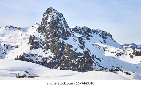 Anayet peak from Formigal ski station