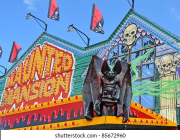 219 Fair Haunted House Images, Stock Photos & Vectors 