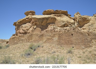 Ancestral Pueblo Construction Kin Kletso, Under Midday Summer Sun, at Chaco Culture NHP. - Shutterstock ID 2213177705