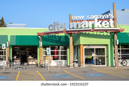 Anchorage, Alaska, United States – August 9, 2019: This Is A View Of The Front Exterior Of New Sagaya City Market, A Local Grocery And Health Food Store In Downtown; As Seen In Summer Of 2019.