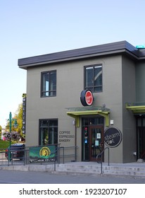 Anchorage, Alaska, United States – August 11, 2019: A View Of The Exterior Of Steam Dot, A Local Coffee House In Downtown Anchorage; As Seen In The Summer Of 2019.