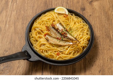 Anchovy Pasta (spaghetti) Italian Cuisine