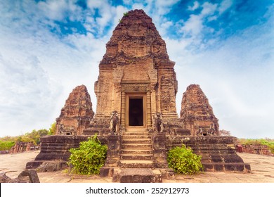 Ancient buddhist khmer temple in Angkor Wat, Cambodia. Pre Rup Prasat - Powered by Shutterstock