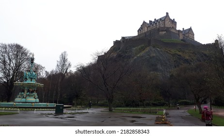 Ancient Buildings In Edinburgh - Harry Potter