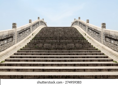 An Ancient Chinese Imperial Stonemason Bridge.