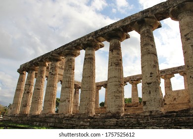 Ancient Doric Columns Of Ancient Greek In Magna Graecia. 