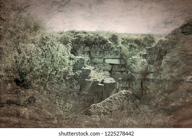 Ancient Greek Polis (Greek Colonization) And Greek-Scythian Settlements On The Black Sea Coast. Old Archaeological Excavations Abandoned, Shell Rock Foundations Visible In The Steppe Area