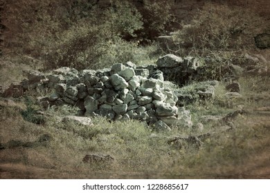 Ancient Greek Polis (Greek Colonization) And Greek-Scythian Settlements On The Black Sea Coast. Old Archaeological Excavations Abandoned, Shell Rock Foundations Visible In The Steppe Area