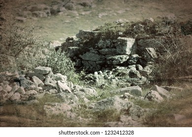 Ancient Greek Polis (Greek Colonization) And Greek-Scythian Settlements On The Black Sea Coast. Old Archaeological Excavations Abandoned, Shell Rock Foundations Visible In The Steppe Area